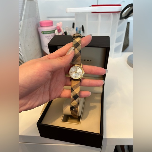 burberry Vintage watches - Picture 6 of 8